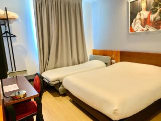 Hotel des Lys - Versailles - 1
