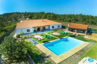 H - Montes de Praias GuestHouse - 8