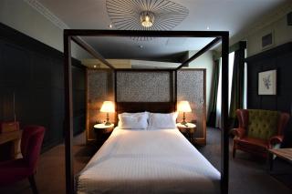 The Globe - Warwick - 8