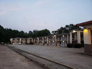 Super 8 by Wyndham Arkadelphia Caddo Valley Area - Arkadelphia - 4