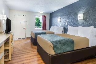 Quality Inn & Suites Columbus West - Columbus - 5