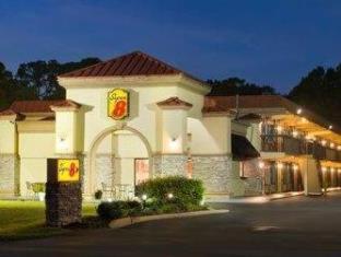 Super 8 by Wyndham Ormond Beach - 3