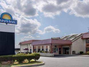Days Inn by Wyndham Hillsborough - Hillsborough - 3