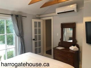 Harrogate House Inn - Niagara on the Lake - 7