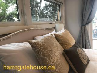 Harrogate House Inn - Niagara on the Lake - 6