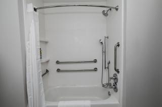 Holiday Inn Express Hillsboro I-35 by IHG - 8