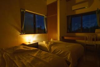 オーシャンビュービーチ迄徒歩8分広い庭のゆったりヴィラ電動自転車2台無料海と星とガジュマルブランコ - 2