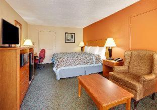 Hotel Blue Fairfield TX - 7