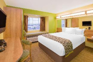 Microtel Inn & Suites by Wyndham Delphos - Delphos - 4