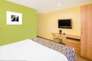 Microtel Inn & Suites by Wyndham Delphos - Delphos - 1