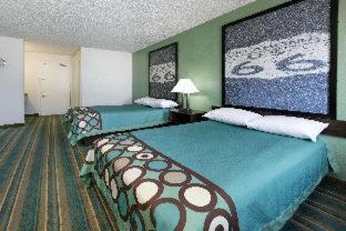 Super 8 by Wyndham Sapulpa/Tulsa Area - Glenpool - 6