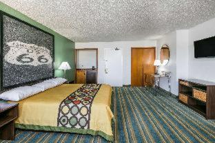 Super 8 by Wyndham Sapulpa/Tulsa Area - Glenpool - 3