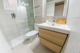 Ahllenrock 6 Pax Near Fira & BCN Airport - QR - Cornellà de Llobregat - 6