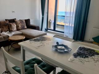 Panoramis 417 apartament pe plaja cu vedere frontala la mare - Mamaia Sat/Năvodari - 0