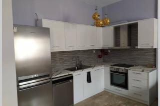 IRIS by Amanakis Family - 2