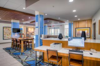 Holiday Inn Express & Suites - Remington by IHG - Remington - 9
