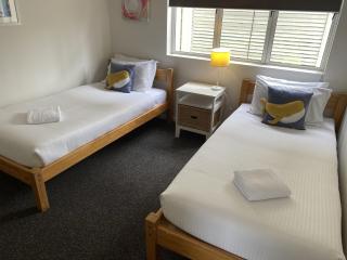 Aqua Promenade Beachfront Holiday Apartments - Sunrise Beach - 7