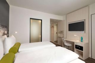 Super 8 by Wyndham Mainz Zollhafen - Mainz - 2