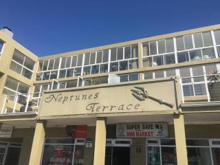 27 & 28 Neptune Terrace - Jeffreysbaai - 8