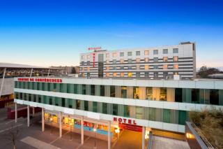 Ramada Encore by Wyndham Geneva - 0