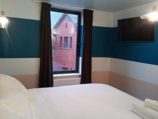 ART B&B - 4