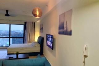 HB1614 ,Cyberjaya, Lake view, WiFi, Netflix, Free Parking, Gym, Swimming Pool, Basket Ball Court, Family play area, 3041 - Cyberjaya - 9