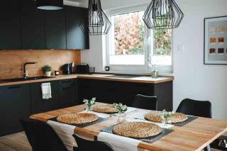 Seeblick & Terrasse! Moderne Ferienwohnung 96qm - Großräschen - 8
