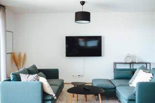Seeblick & Terrasse! Moderne Ferienwohnung 96qm - Großräschen - 9