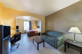 Econo Lodge Inn & Suites Bridgeport - 8