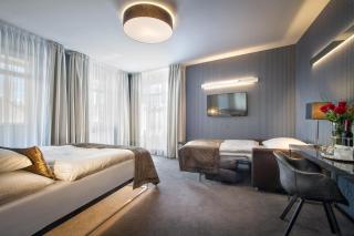 Hotel Mucha - Prague - 3