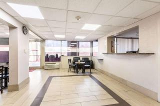 Econo Lodge Inn & Suites Near Bricktown - Oklahoma City - 7