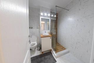 Studio with a view in city center - Târgovişte - 6
