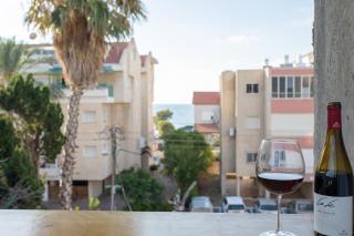 PORT CITY HAIFA - BAT GALIM 25 mtrs from the beach & Rambam - 6