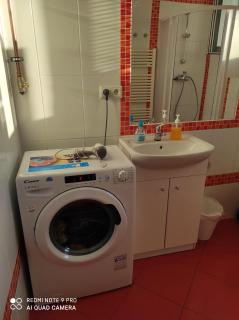 Red Apartment - Bratislava - 5