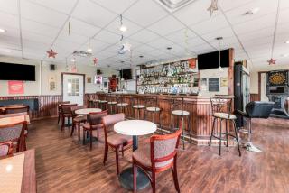 Red Carpet Inn & Suites - Hazleton - 4