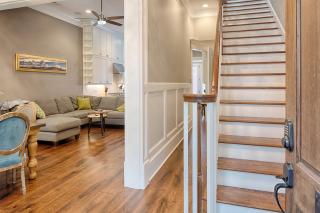 Liberty Street Redbrick Town and Carriage House - 8