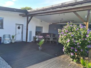 Große Wohnung mit Terrasse und Grill - Großsolt - 9