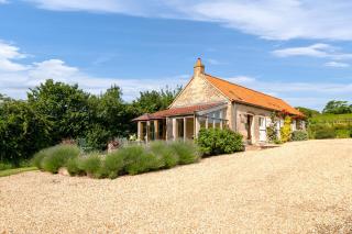 Little Walk Cottage - Grimsby - 9