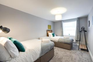 3 RM Studio, Open-plan Living, Dining, & Kitchen - 2