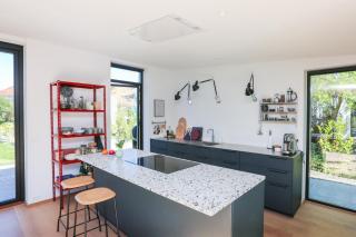 Modern architecture atrium house - 4