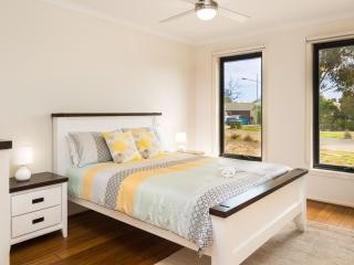 Cosy on Currawong - 2