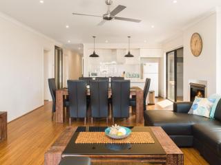 Cosy on Currawong - 1