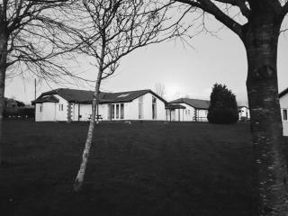 Stoneleigh Village - 1