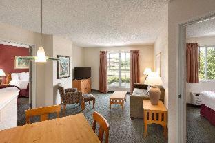 Baymont by Wyndham Wichita East - 7