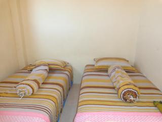 Hotel Musafir Inn - Padang - 9