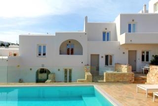 Adonis Hotel Studios & Apartments - Naousa - 2