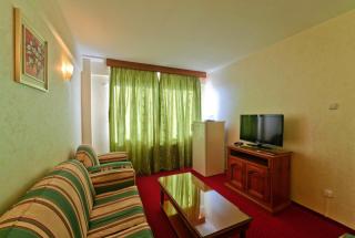 Hotel Bavaria - 8