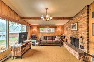 Flathead Lake Waterfront Cabin with Dock and Kayaks - Polson - 8
