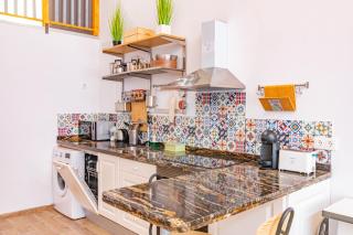 SUNCASTLE APARTAMENTOS ALICANTE -With Sunny Rooftop Terrace And Barbecue - Alicante - 4