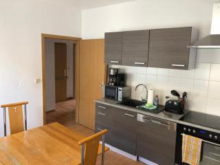 Ruhige Wohnung bei der Burg im OG2 - Kröllwitz - 7